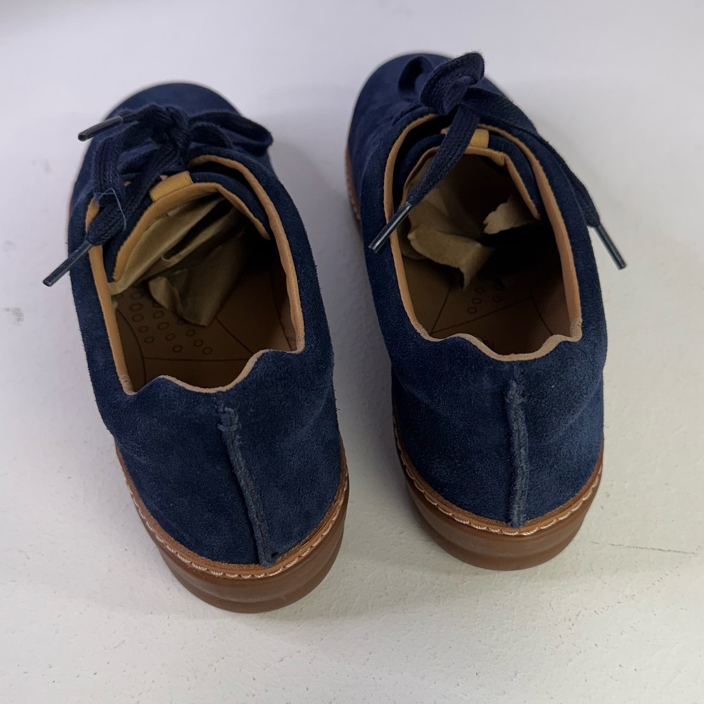 Blue Suede Velvet Clark’s Sneakers Size 10 New - Picture 4 of 6